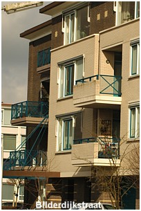 Moderne appartementen aan de rand van de wijk - Harlingerstraatweg
